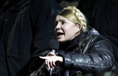 Merkel je pozvala: Timošenko će se liječiti u Berlinu u ožujku