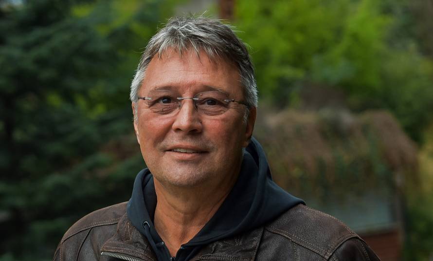 Hariju Rončeviću je supruga  bila inspiracija za pisanje pjesama: Među njima i 'Moj lipi anđele'