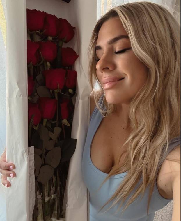 Majka dala otkaz u banci zbog zarade na internetu: 'Prijavili su policiji da ugrožavam djecu'