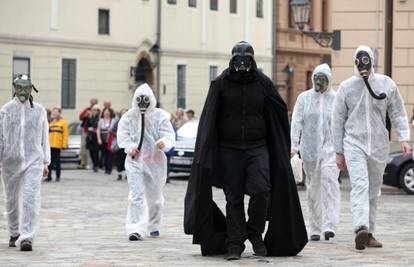 Akcija: Darth Vader pozvao Vladu RH na mračnu stranu 