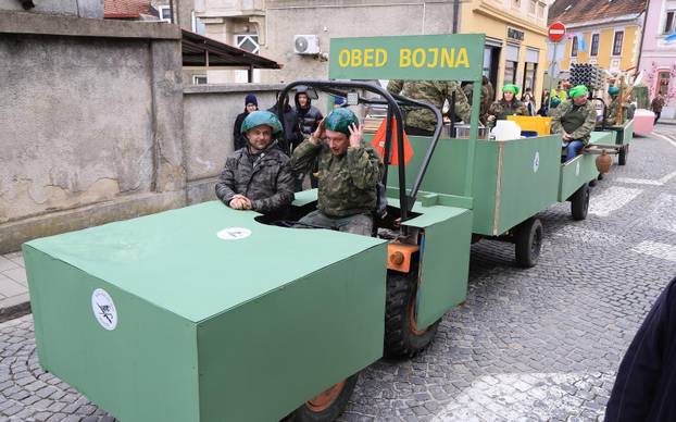 Velika povorka maskiranih grupa na 200. Samoborskom fašniku