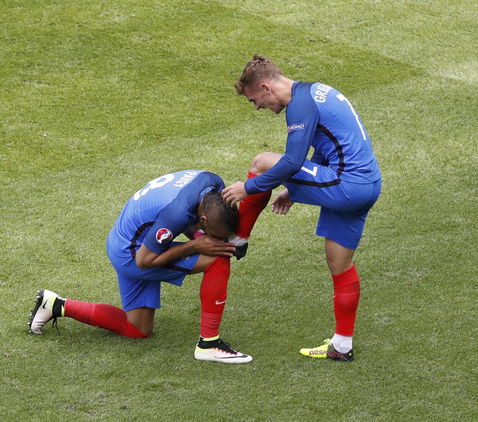 France v Republic of Ireland - EURO 2016 - Round of 16