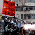Amerikanci traže da se svi u Hong Kongu suzdrže od nasilja