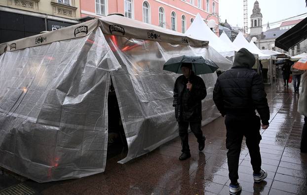 Zagreb: Pripreme ugostitelja u centru grada povodom Badnjaka