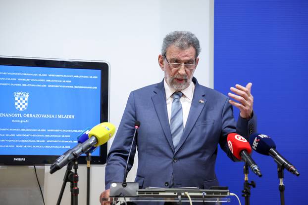 Zagreb: Minister Fuchs held a conference after the union protest