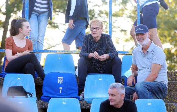 Karlovac: Ministrica Nikolina Brnjac otvorila novu atletsku stazu 