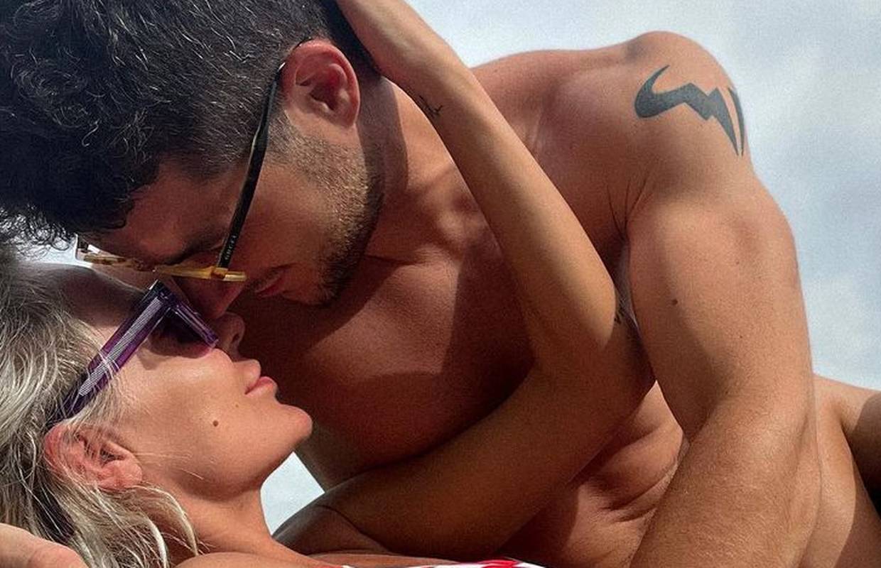 Stankica se hvali pločicama 'Gospodina Savršenog', objavila fotku njegovog golišavog torza