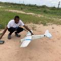 Mladi Nigerijac od otpada složio dron pa ostvario dječački san: Tehnološka tvrtka dala mu staž
