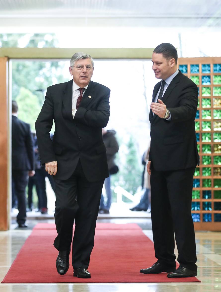 ANKETA Kako vam se svidjela izvedba himne Josipe Lisac?