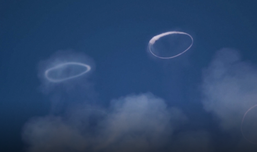 VIDEO Rijetki fenomen: Vulkan Etna izbacuje dimne krugove