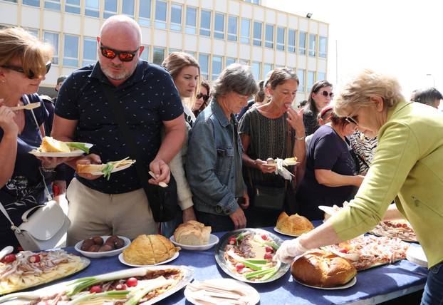 Šibenik: Podjela hrane na uskršnji ponedjeljak