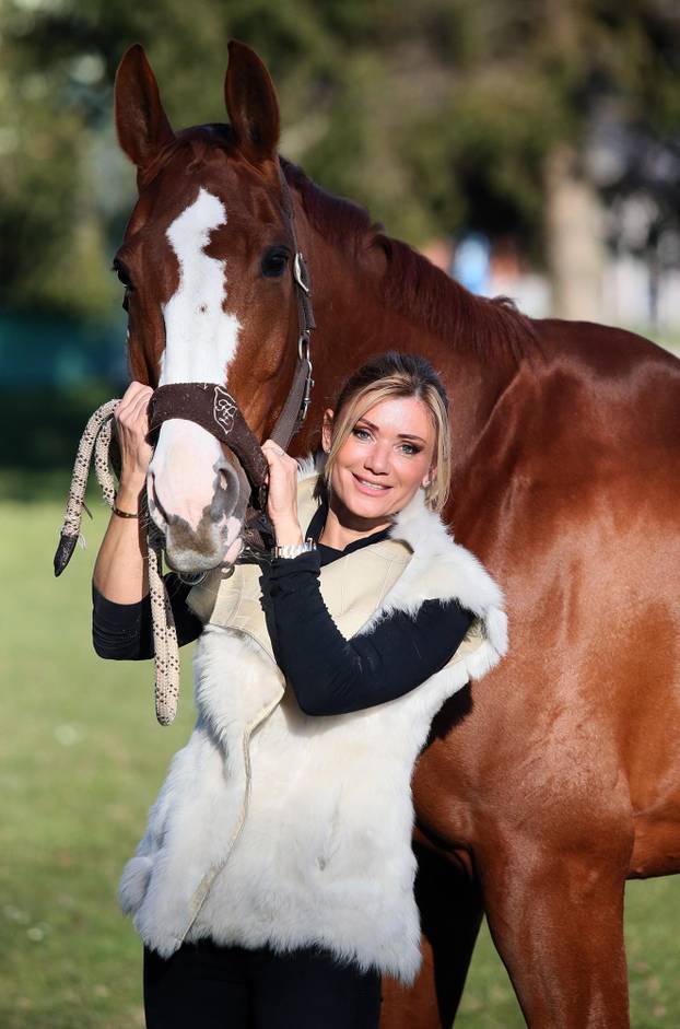 FOTO Bivša Mamićeva supruga pokazala tko joj je ukrao srce