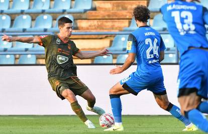 Varaždin - Osijek 0-0: I jedni i drugi još bez pobjede u HNL-u. Suca Pajača gnjusno vrijeđali