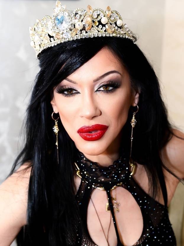 FOTO 'Srpska Lady Gaga' stiže u Zagreb: 'Volim sve što je tvrdo'