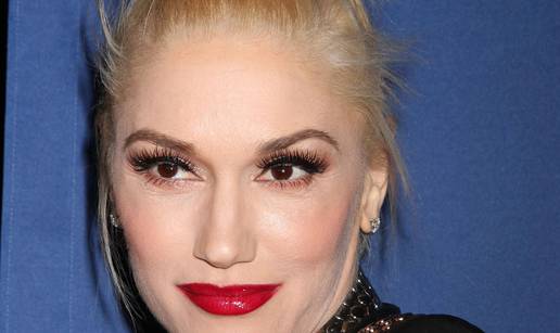 Frcaju iskre: Gwen Stefani je 'pala' na kolegu iz 'The Voicea'