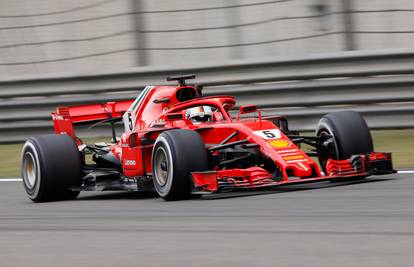 Potpuna dominacija Ferrarija! Vettel i Kimi startaju iz 1. reda