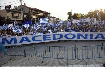 U Grčkoj tisuće je prosvjednika izašlo protiv imena Makedonije