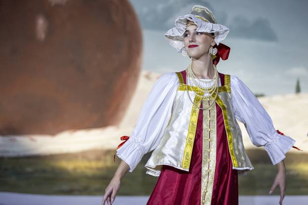 Vinkovci: Etno frizure svijeta na Vinkovačkim jesenima