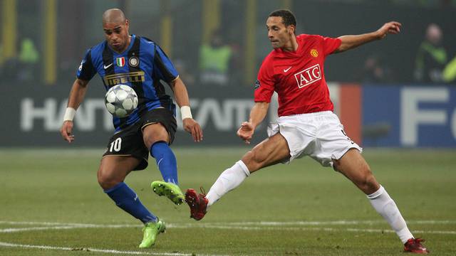 Soccer - UEFA Champions League - First Knockout Round - First Leg - Inter Milan v Manchester United - Stadio Giuseppe Meazza