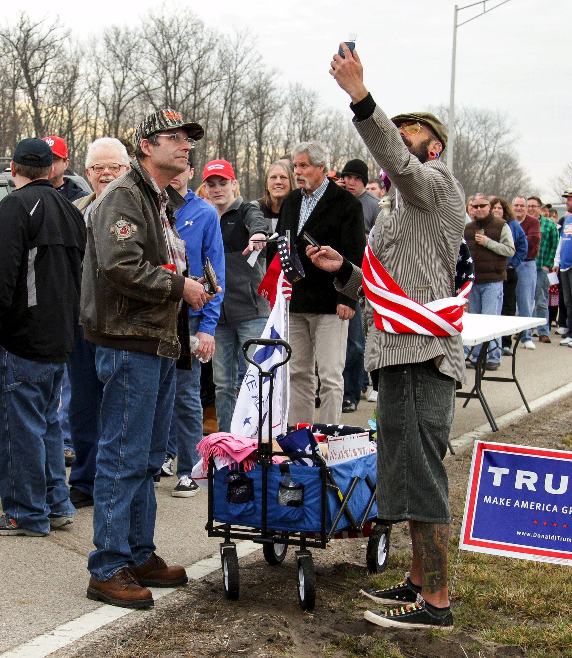 Incident na Trumpovu skupu: 'Bio sam se spreman potući'