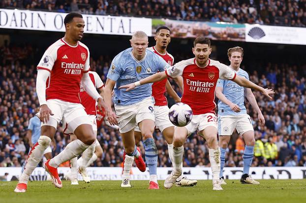 Premier League - Manchester City v Arsenal