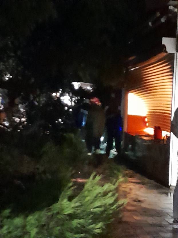 Kao armagedon! Pogledajte posljedice oluje u Biogradu