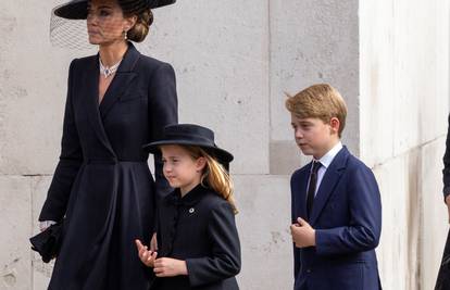George i Charlotte više nisu princ i princeza od Cambridgea