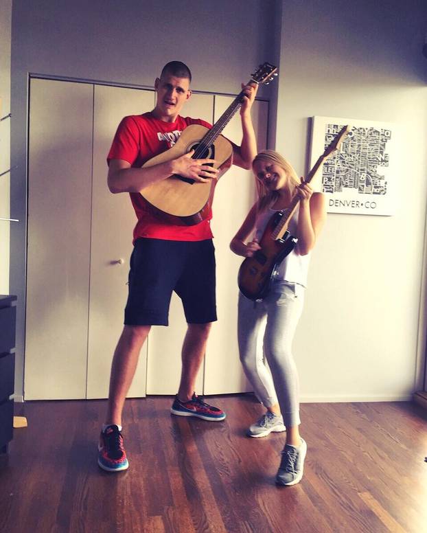 FOTO Supruga srpske zvijezde uz njega je još od srednje škole. Zbog nje ima i poseban ritual...