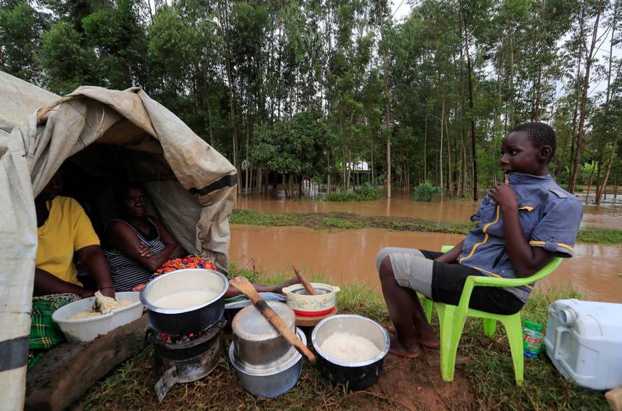 Zbog velikih poplava u Keniji 1.800 ljudi ostalo bez domova