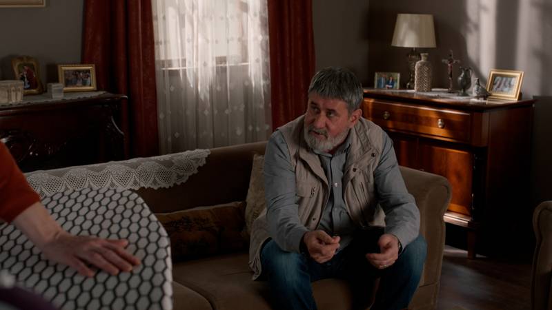 Evo što će večeras biti u seriji 'Kumovi': Anđela ima udvarača