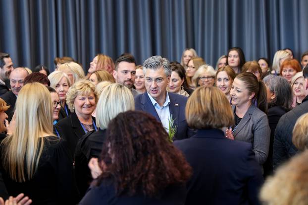 Zagreb: Izborni sabor Zajednice žena HDZ-a „Katarina Zrinski"