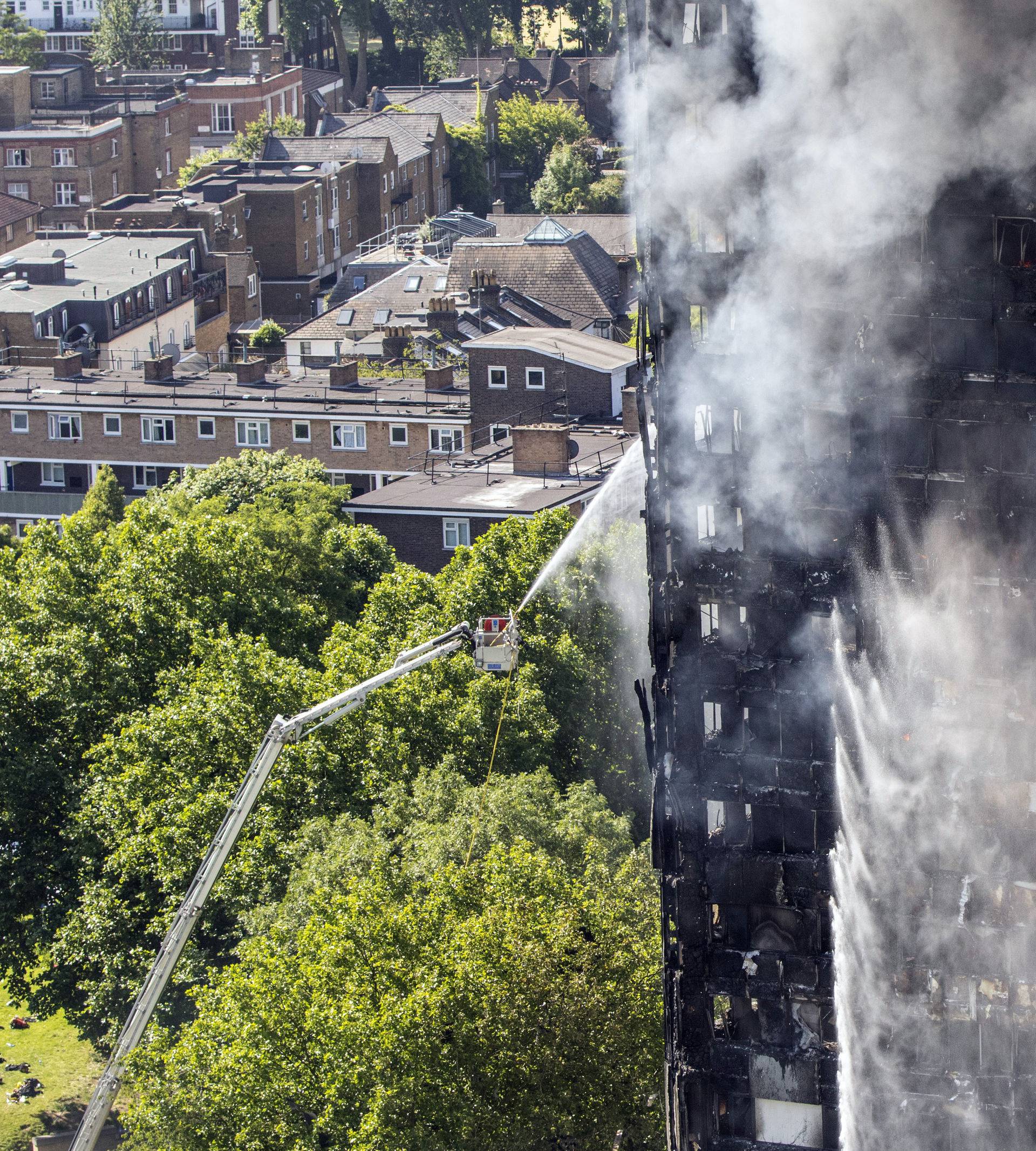 Požar tornja u Londonu 2017.: Žrtve kritiziraju vatrogasce