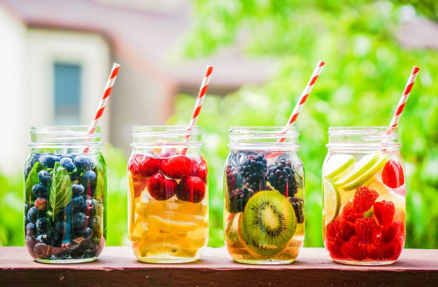 Detox water cocktail