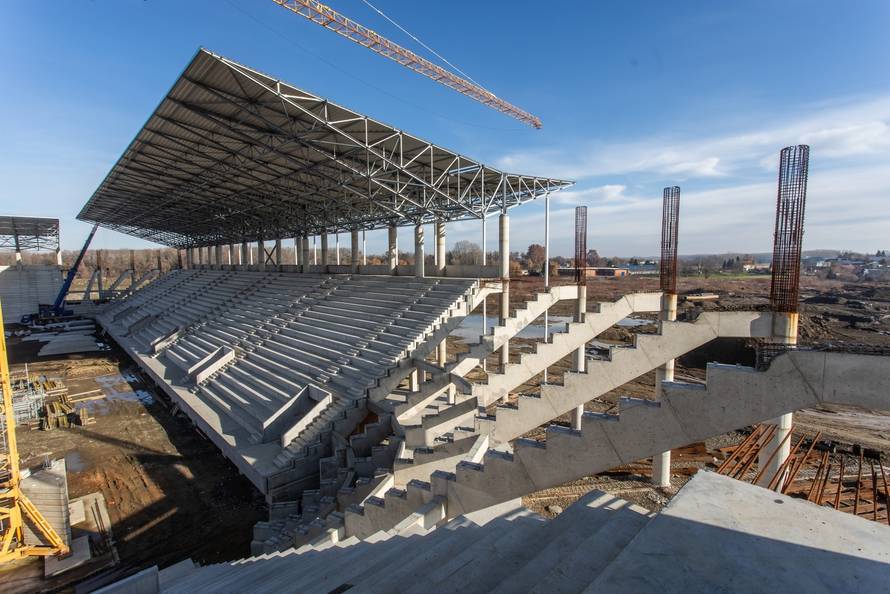 Radovi na novom stadionu osječkog prvoligaša na Pampasu u punom su jeku