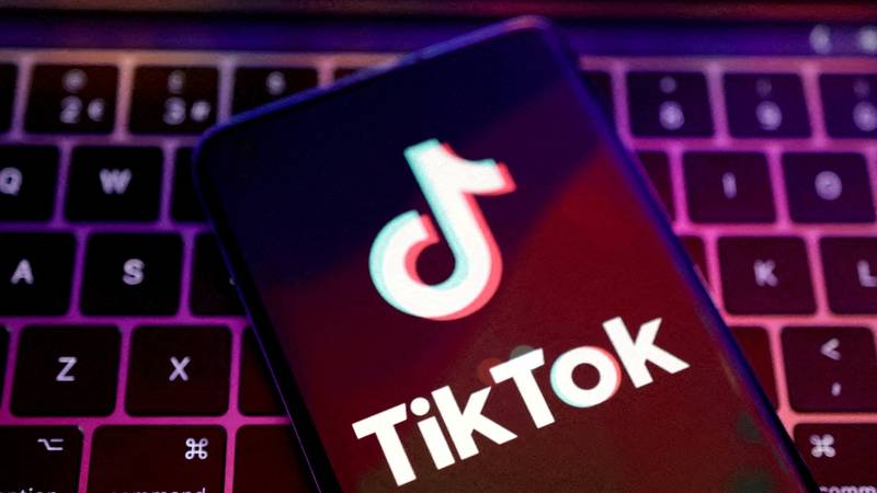 TikTok ulaže u Europi: Grade data centar za milijardu eura 21 2025 04 02t173149z 1596342258 rc291w9qmicf rtrmadp 3 tiktok m a stokely