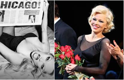 Pamela Anderson debitirala na Broadwayu u seksi kombinaciji i 'zaradila' ruže i ovacije publike