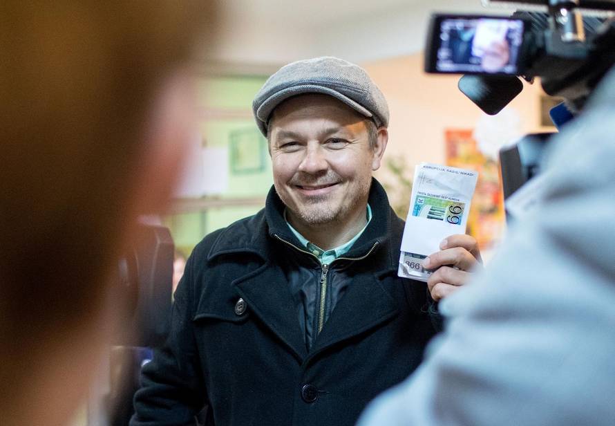 Zagreb: Predsjednički kandidat Dario Juričan glasovao na predsjedničkim izborima