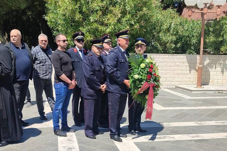 Split: Posljednji ispraćaj Jasmina Stavrosa na groblju Lovrinac