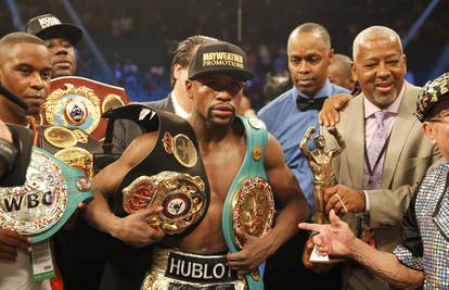 Mayweatheru su oduzeli pojas: Nije platio 200.000 $ pristojbe