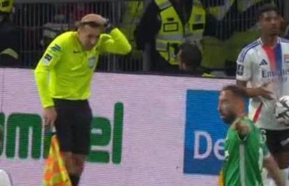 VIDEO Huligan je suca pogodio kovanicom u glavu. Uhitili su ga