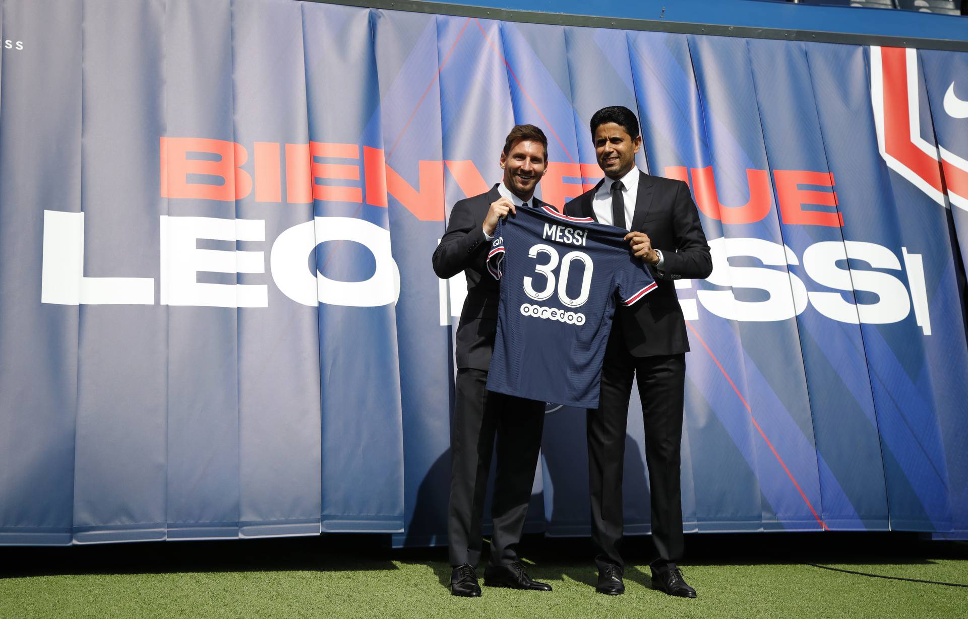 Lionel Messi Press Conference after signing for Paris St Germain