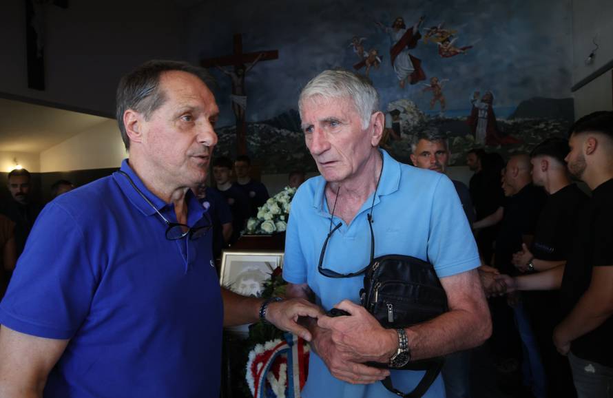 Zmijavci: Posljednji ispraćaj Ivana Gudelja