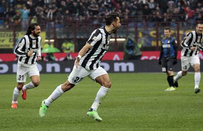 Juventus pokvario Kovačićev prvi veliki derbi za 'nerazzurre'