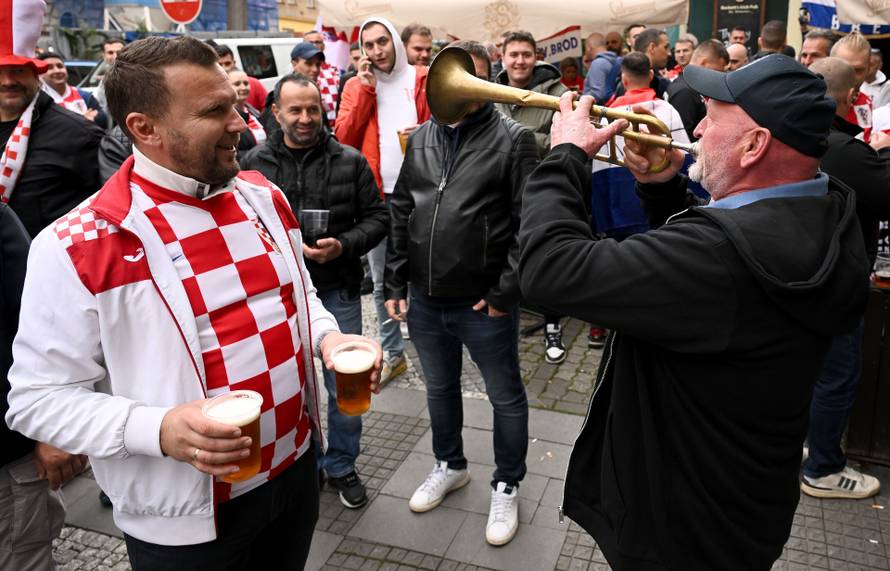 Prag:  Beckett irish  pub, gdje se hrvatski navijaci okupljaju prije utakmice