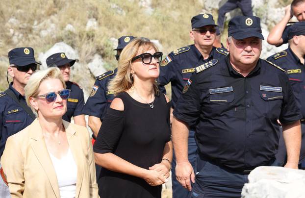 Šibenik:Na Kornatima obilježena 19. godišnjica tragedije u kojoj je poginulo 12 vatrogasaca