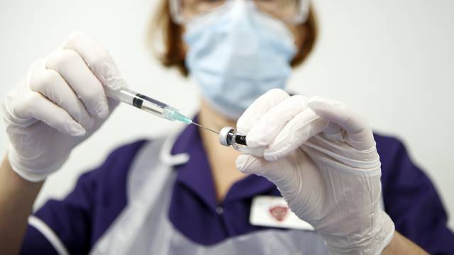 Stručnjaci: Nije iznenađenje ako netko oboli odmah nakon prve doze cjepiva protiv Covid-19