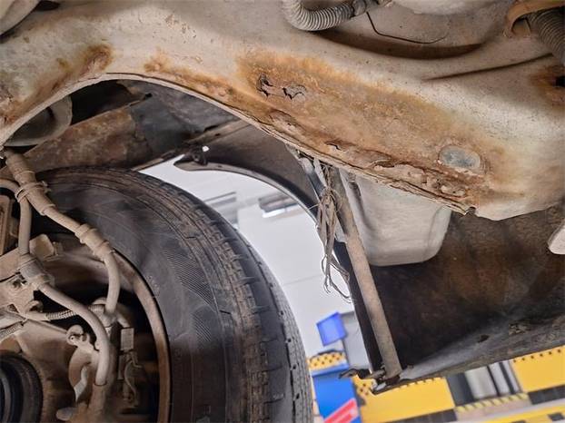 FOTO Pogledajte kakve 'kršine' voze na hrvatskim cestama: Na kombiju našli 28 nedostataka!