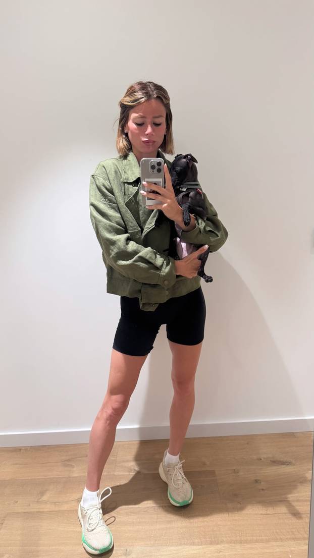 FOTO Nestala je s terena, otišla u reality pa postala model u tangicama. Sad se vraća tenisu