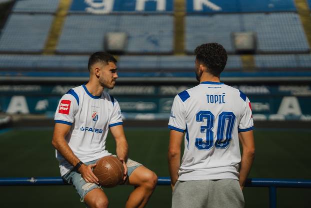 Dinamo nosi bijeli dres nakon 21 godinu! Kako vam se sviđa?