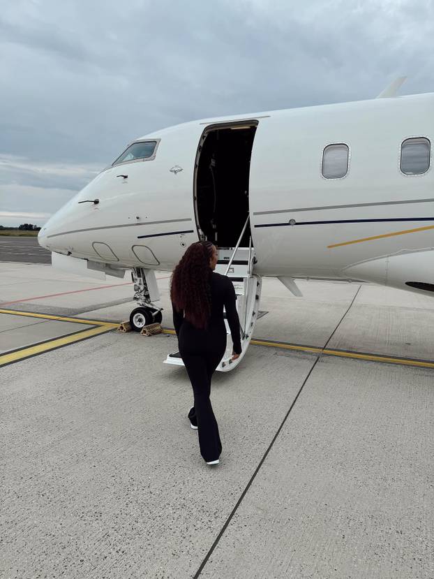 Zvijezda Galatasaraya kaže da mu izgled nije bitan. Pogledajte kako izgleda njegova djevojka